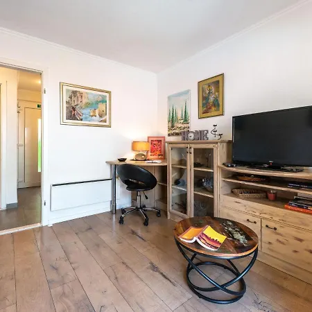 In Apartman *