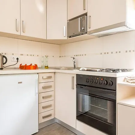Apartman In *
